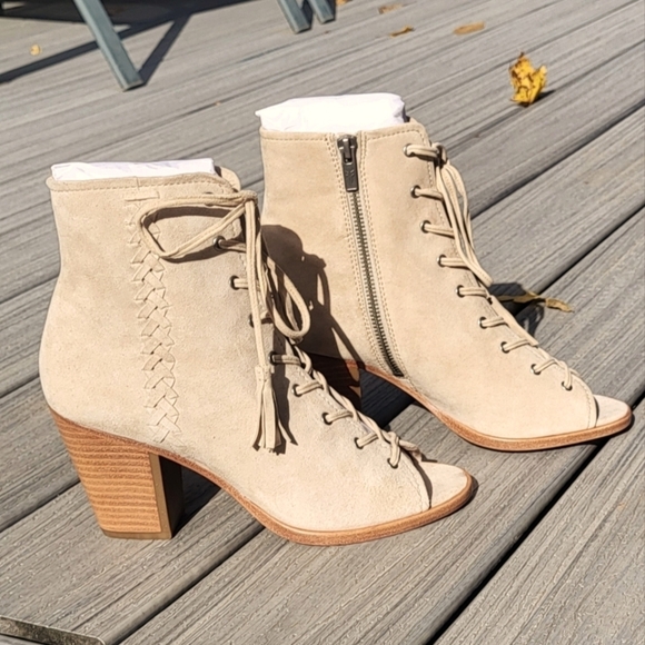 Frye Dani Whipstitch Lace Up Peep Toe Bootie NIB - Picture 4 of 14